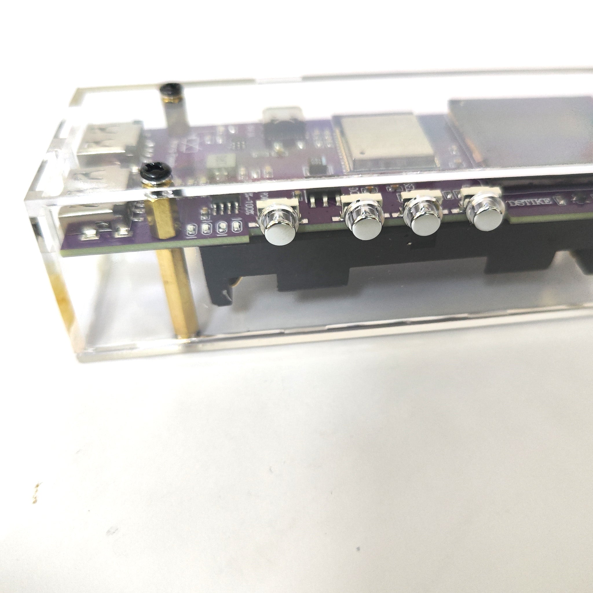 DSTIKE Deauther Power Bank 5G -ESP32-C5 Wireless Security Tool with 1.5" Display and Dual USB Output