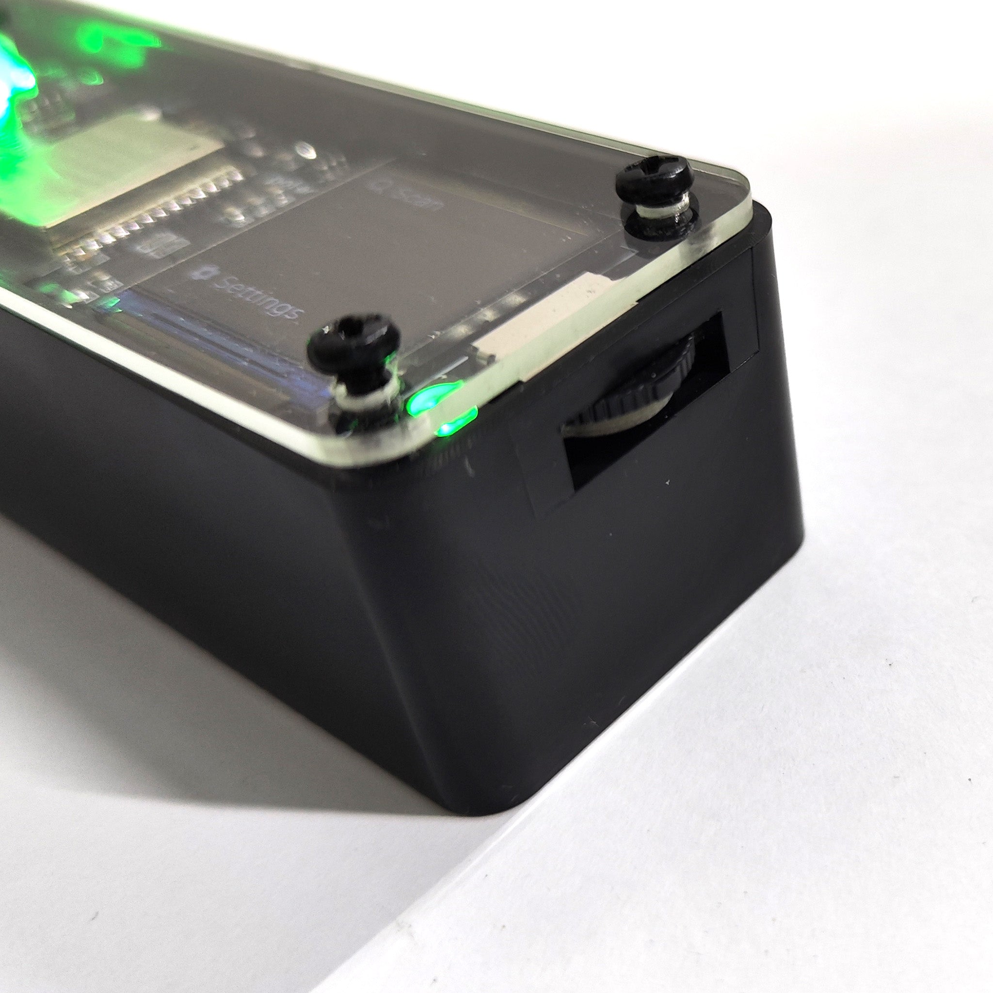 Deauther 32 LCD Kit - ESP32-C5 5GHz Wi-Fi Security Auditor